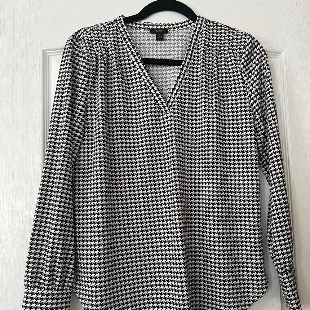 Black and White Herringbone Blouse